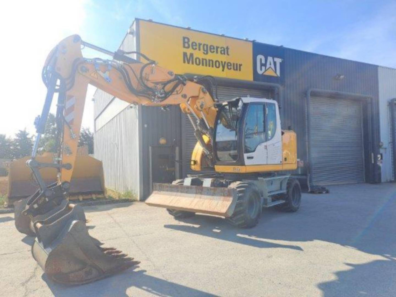 LIEBHERR A913 - Bager točkaš: slika 1 LIEBHERR A913 - Bager točkaš: slika 1