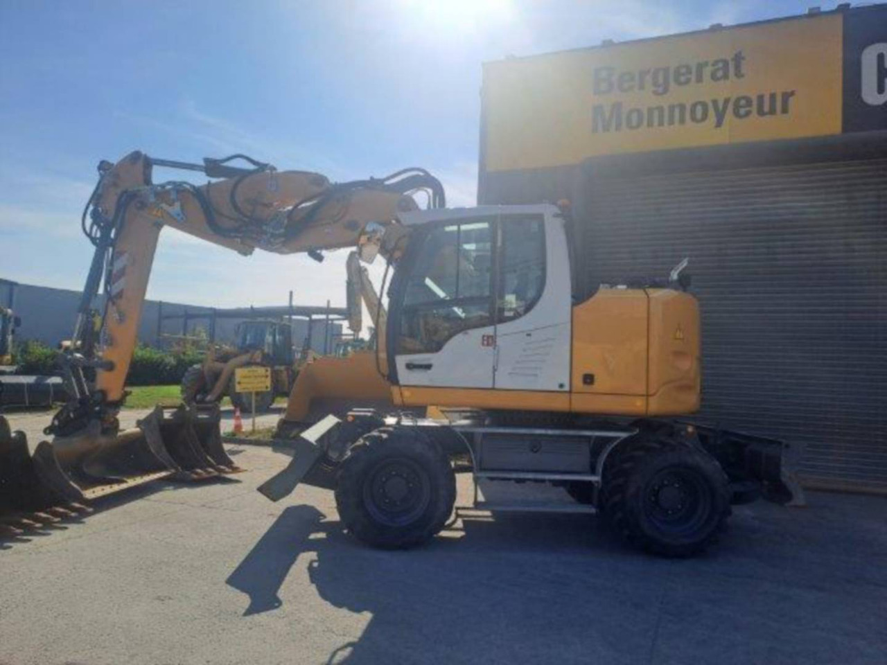 LIEBHERR A913 - Bager točkaš: slika 4 LIEBHERR A913 - Bager točkaš: slika 4