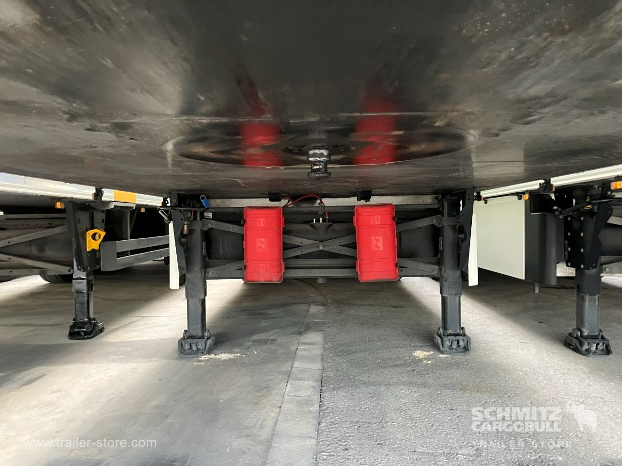 SCHMITZ Semiremolque Frigo Standard Double deck - Izotermička poluprikolica: slika 3 SCHMITZ Semiremolque Frigo Standard Double deck - Izotermička poluprikolica: slika 3