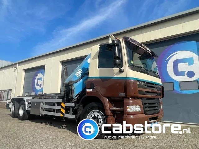 DAF CF 85.340 6X2 Euro 3 - Haakarm containersystem - Hooklift - Abrollkipper - Year 2004 - HMF 1680-K2 Crane - Grua - Ladekran - Autolaadkraan - Kamion sa hidrauličnom kukom, Kamion sa dizalicom: slika 4 DAF CF 85.340 6X2 Euro 3 - Haakarm containersystem - Hooklift - Abrollkipper - Year 2004 - HMF 1680-K2 Crane - Grua - Ladekran - Autolaadkraan - Kamion sa hidrauličnom kukom, Kamion sa dizalicom: slika 4