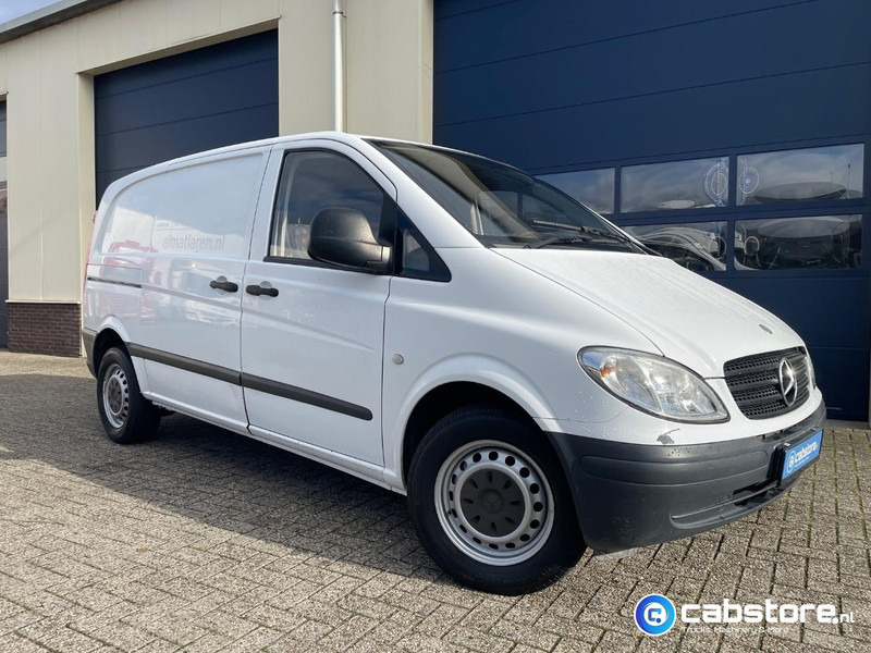 Mercedes-Benz Vito 109 CDI Panal Van - Gesloten bestelwagen - Bouwjaar 2006 - Trekhaak - Mali kombi: slika 1 Mercedes-Benz Vito 109 CDI Panal Van - Gesloten bestelwagen - Bouwjaar 2006 - Trekhaak - Mali kombi: slika 1