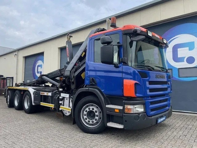 Scania P380 LB 8x4*4 HNA Euro 5 - HIAB 211 E-3 Hipro Crane with remote control + Multilift XR26S61 Hooklift - Year 2009 - Km 336.501 !! - Good condition - Kamion sa hidrauličnom kukom, Kamion sa dizalicom: slika 1 Scania P380 LB 8x4*4 HNA Euro 5 - HIAB 211 E-3 Hipro Crane with remote control + Multilift XR26S61 Hooklift - Year 2009 - Km 336.501 !! - Good condition - Kamion sa hidrauličnom kukom, Kamion sa dizalicom: slika 1