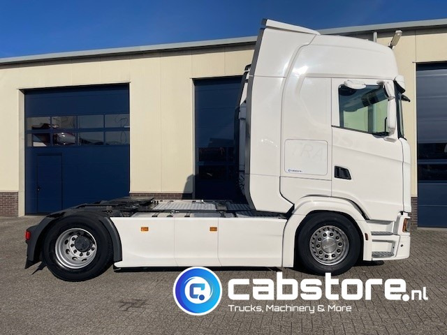 Scania S500 4X2 NB Euro 6 - S-Highline - RETARDER - Luchtgeveerd - Diff.lock - 2x Dieseltanks - Good condition ! - Tegljač: slika 5 Scania S500 4X2 NB Euro 6 - S-Highline - RETARDER - Luchtgeveerd - Diff.lock - 2x Dieseltanks - Good condition ! - Tegljač: slika 5