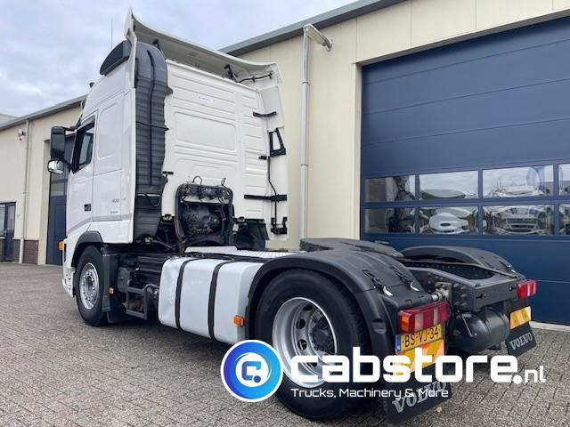 Volvo FH 400 4X2 Euro 5 - VEB+ Brake - Globetrotter - I-Shift - 2 tanks - Bouwjaar 2007 - Km 1.097.798 - Tegljač: slika 3 Volvo FH 400 4X2 Euro 5 - VEB+ Brake - Globetrotter - I-Shift - 2 tanks - Bouwjaar 2007 - Km 1.097.798 - Tegljač: slika 3