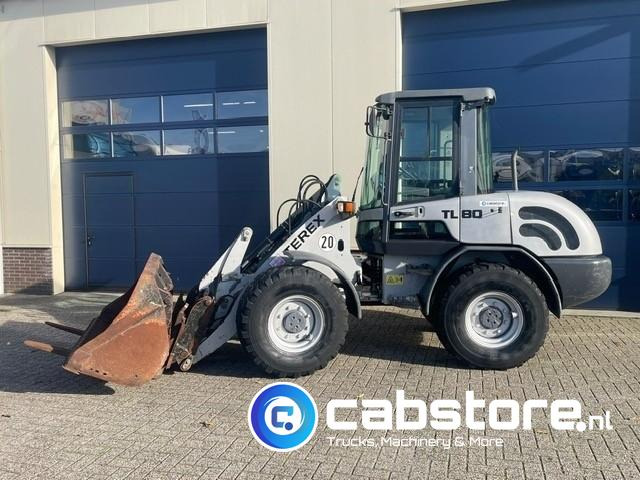 Terex TL 80 Wiellader - Bouwjaar 2008 - Urenstand 7490 - Palletvorken + Laadschop - Deutz Diesel - Utovarivač točkaš: slika 4 Terex TL 80 Wiellader - Bouwjaar 2008 - Urenstand 7490 - Palletvorken + Laadschop - Deutz Diesel - Utovarivač točkaš: slika 4
