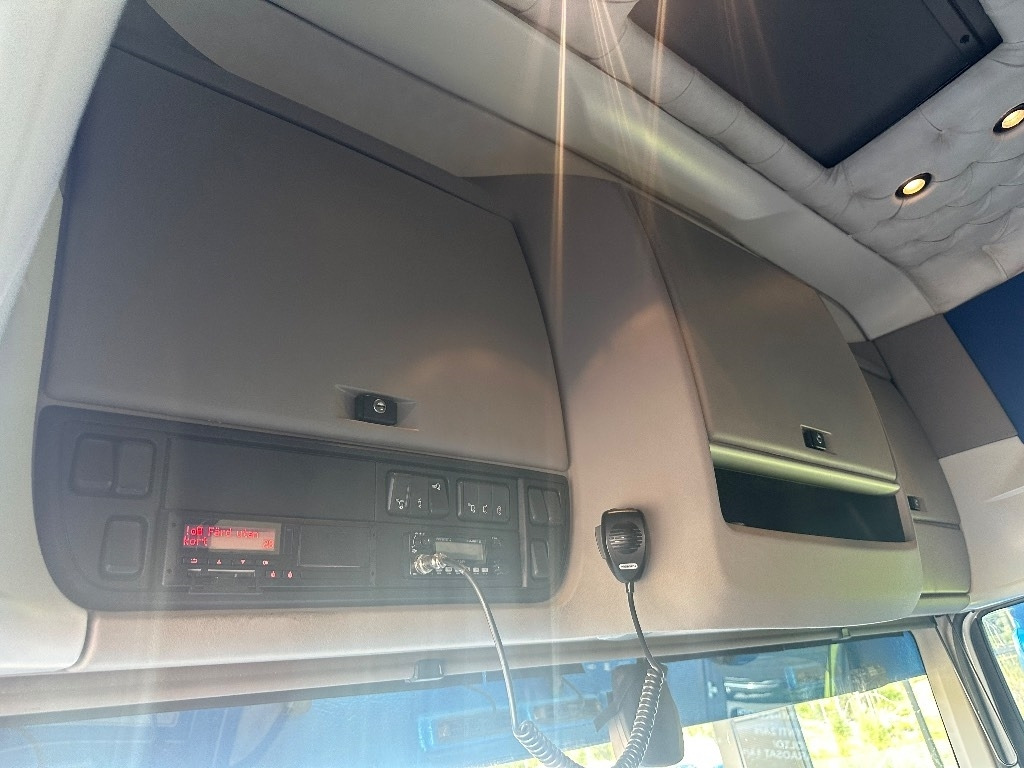 Kamion sa hidrauličnom kukom DAF XF 530 6x2*4: slika 20