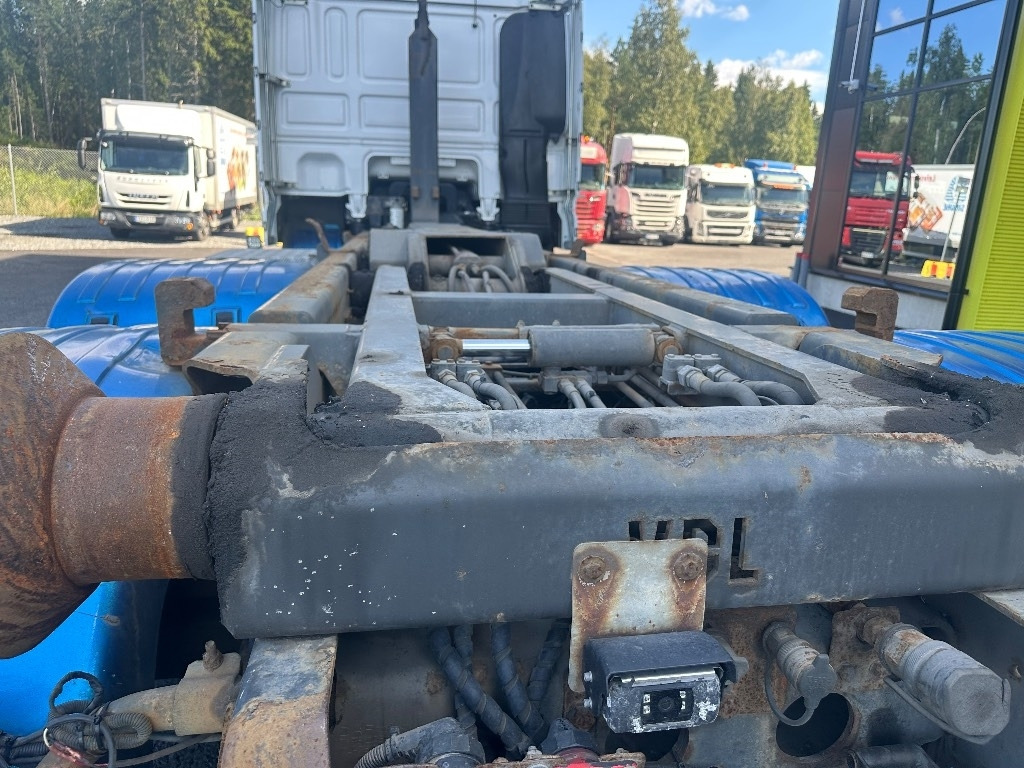 Kamion sa hidrauličnom kukom DAF XF 530 6x2*4: slika 12