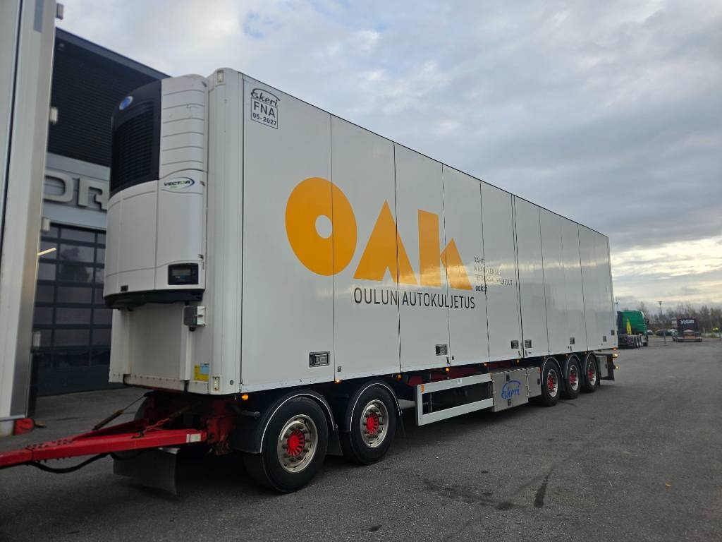 Ekeri FNA kokosivuaukeava  - Prikolica hladnjače: slika 1 Ekeri FNA kokosivuaukeava  - Prikolica hladnjače: slika 1