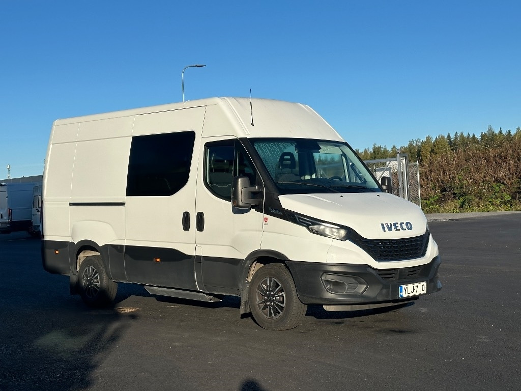 Iveco Daily 35S14 CNG A8 Huom! 6hlö PAKETTIAUTO - Furgon: slika 3 Iveco Daily 35S14 CNG A8 Huom! 6hlö PAKETTIAUTO - Furgon: slika 3