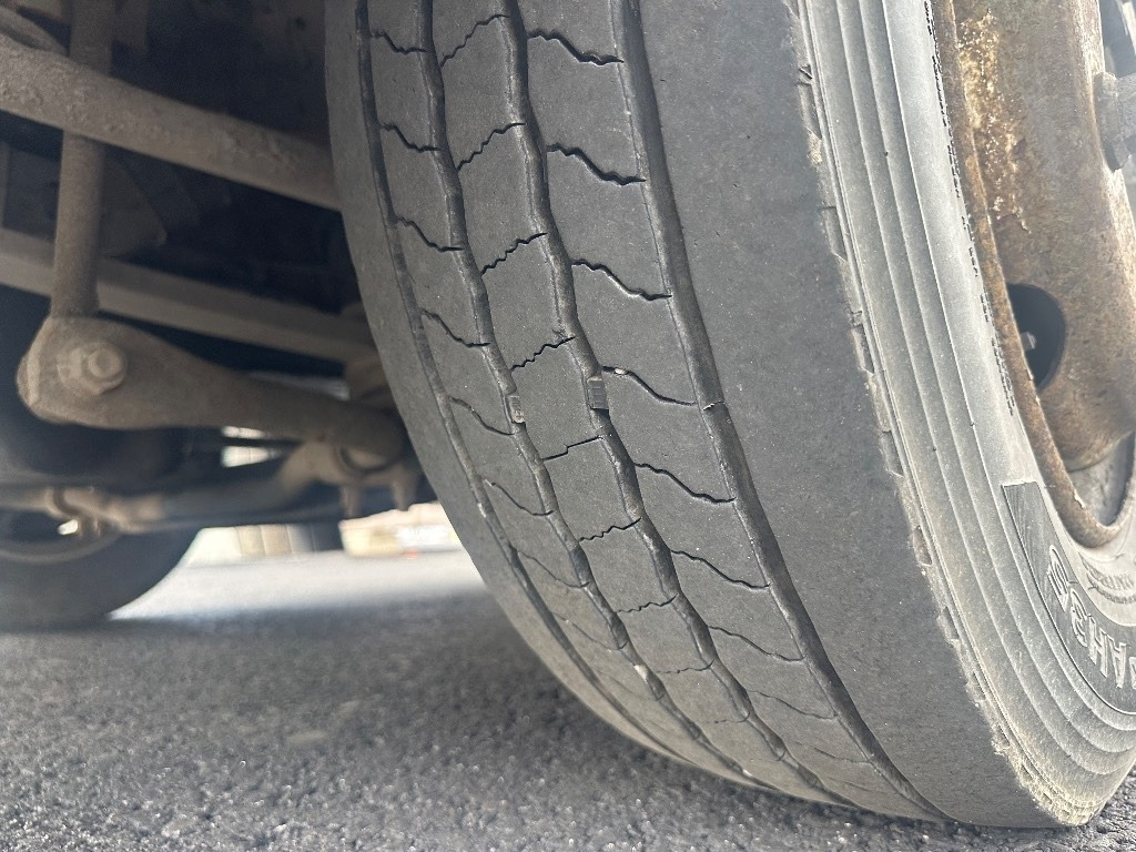 Kamion sa zatvorenim sandukom Iveco Eurocargo 100 E22: slika 11 Kamion sa zatvorenim sandukom Iveco Eurocargo 100 E22: slika 11