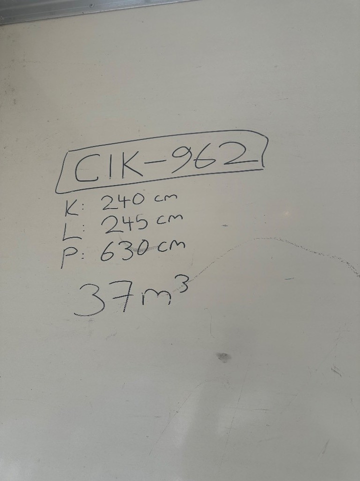 Kamion sa zatvorenim sandukom Iveco Eurocargo 100 E22: slika 9 Kamion sa zatvorenim sandukom Iveco Eurocargo 100 E22: slika 9