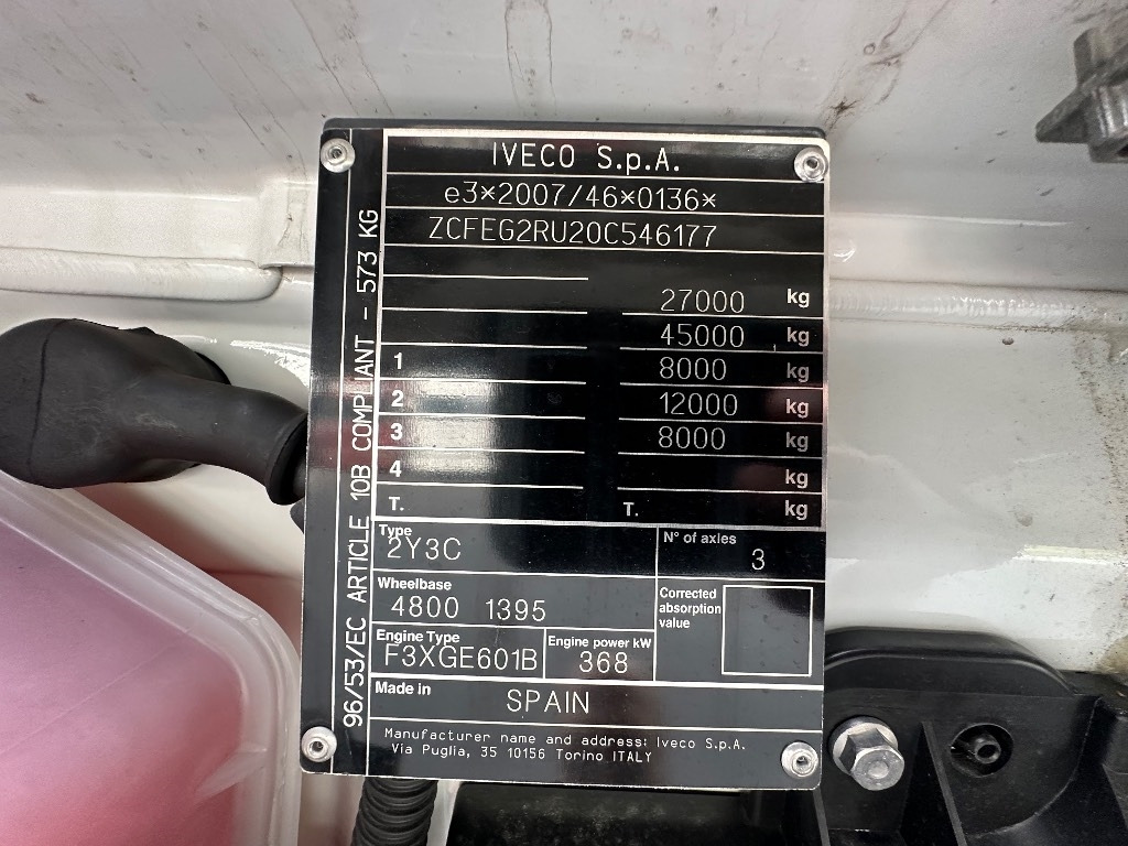 Novu Kamion sa golom šasijom i zatvorenom kabinom Iveco S-Way AS26S50 NP 2xLNG 6x2*4: slika 18