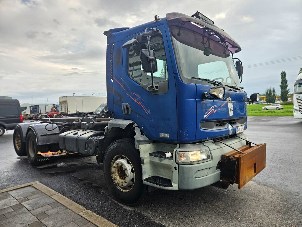 Renault Premium 320 tienhoitoauto - Kamion sa golom šasijom i zatvorenom kabinom: slika 2 Renault Premium 320 tienhoitoauto - Kamion sa golom šasijom i zatvorenom kabinom: slika 2