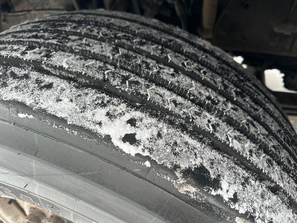 Volvo FH 13 500hv 8x4*4 - Kamion sa dizalicom: slika 5 Volvo FH 13 500hv 8x4*4 - Kamion sa dizalicom: slika 5