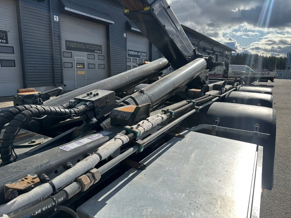 Kamion sa hidrauličnom kukom Volvo FM 420 8x2/4: slika 10 Kamion sa hidrauličnom kukom Volvo FM 420 8x2/4: slika 10