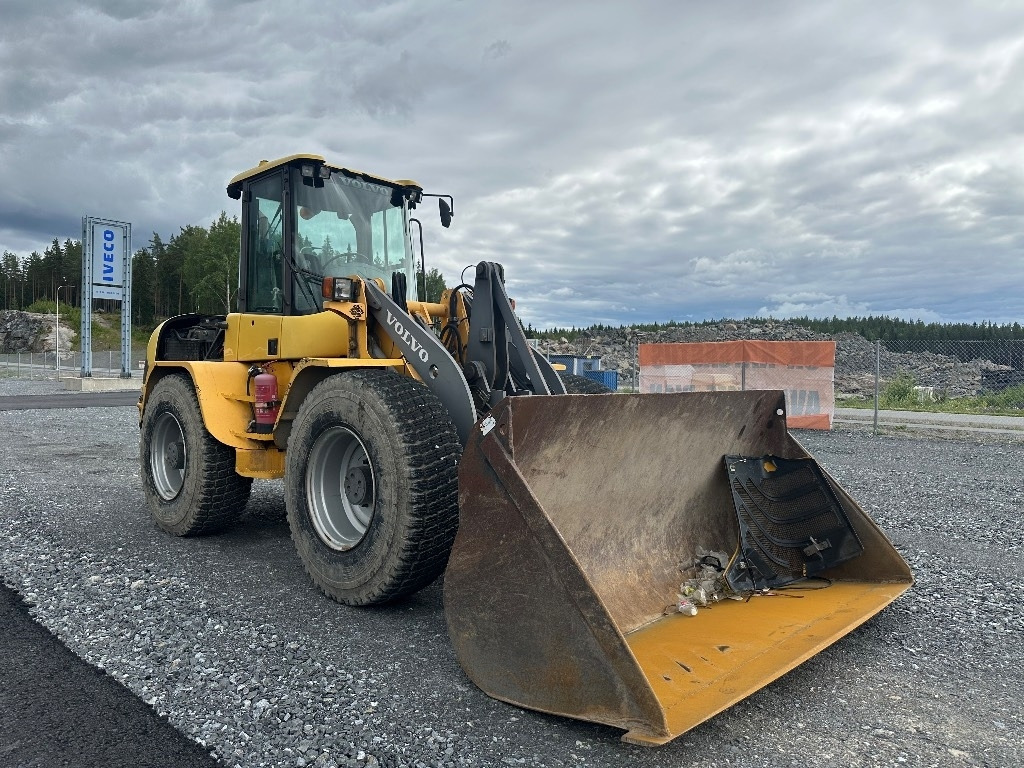 Volvo L45B 4X4 /245 - Utovarivač točkaš: slika 2 Volvo L45B 4X4 /245 - Utovarivač točkaš: slika 2