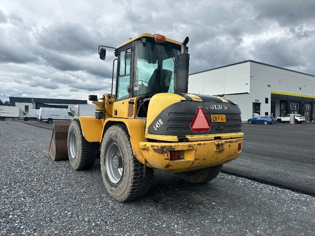 Volvo L45B 4X4 /245 - Utovarivač točkaš: slika 4 Volvo L45B 4X4 /245 - Utovarivač točkaš: slika 4