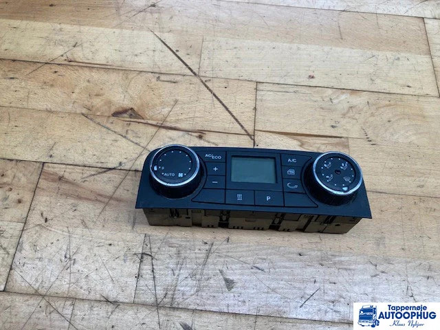 MAN Klimapanel – MAN 81.61990.6097 - Električni sistem za Kamion: slika 2 MAN Klimapanel – MAN 81.61990.6097 - Električni sistem za Kamion: slika 2