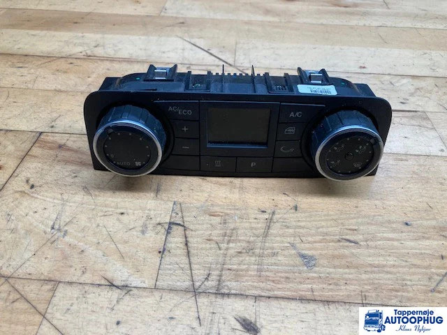 MAN Klimapanel – MAN 81.61990.6097 - Električni sistem za Kamion: slika 1 MAN Klimapanel – MAN 81.61990.6097 - Električni sistem za Kamion: slika 1