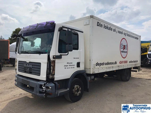 MAN TGL 12.210 - Kamion sa zatvorenim sandukom: slika 1 MAN TGL 12.210 - Kamion sa zatvorenim sandukom: slika 1