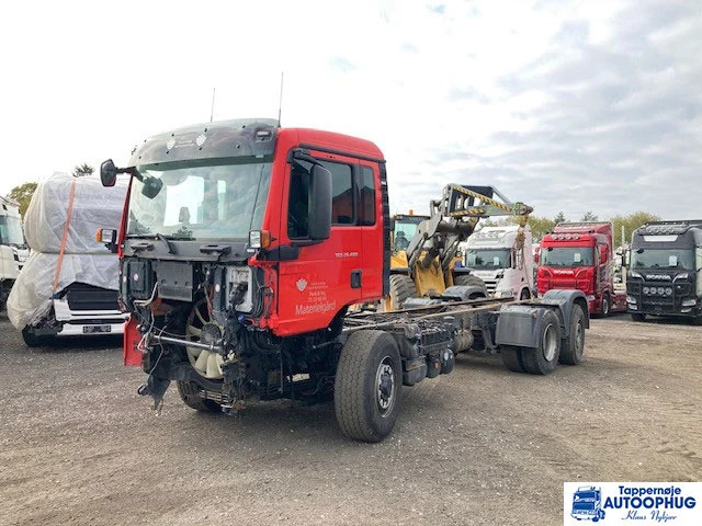 MAN TGS 26.460 6X4/4 Hydrodrive – Motor PTO - Kamion sa golom šasijom i zatvorenom kabinom: slika 1 MAN TGS 26.460 6X4/4 Hydrodrive – Motor PTO - Kamion sa golom šasijom i zatvorenom kabinom: slika 1