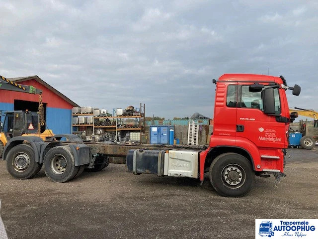 MAN TGS 26.460 6X4/4 Hydrodrive – Motor PTO - Kamion sa golom šasijom i zatvorenom kabinom: slika 3 MAN TGS 26.460 6X4/4 Hydrodrive – Motor PTO - Kamion sa golom šasijom i zatvorenom kabinom: slika 3