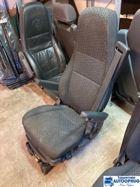 Kabina i enterijer za Kamion MAN TGX Sæde LH: slika 9