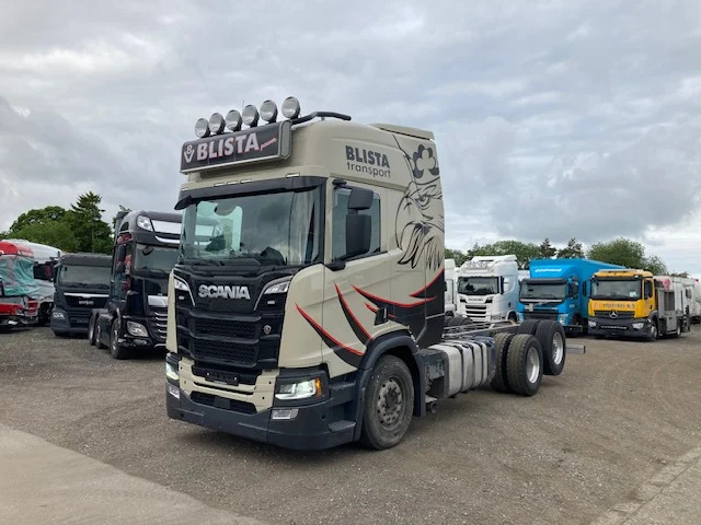 Scania R650 6X2 Retarder - Kamion sa golom šasijom i zatvorenom kabinom: slika 1 Scania R650 6X2 Retarder - Kamion sa golom šasijom i zatvorenom kabinom: slika 1