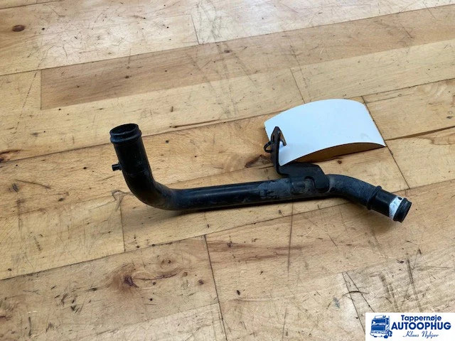 Scania vandrør Scania 2334641 - Motor i delovi za Kamion: slika 1 Scania vandrør Scania 2334641 - Motor i delovi za Kamion: slika 1