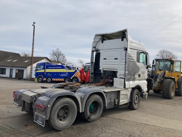 MAN TGX 28.500 - Tegljač: slika 2 MAN TGX 28.500 - Tegljač: slika 2