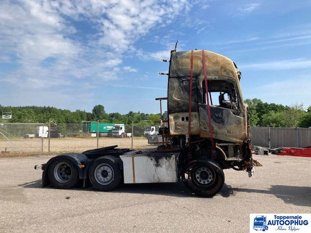 Volvo FH460 6X2 - Tegljač: slika 2 Volvo FH460 6X2 - Tegljač: slika 2