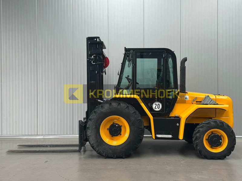 JCB 940 - Terenski viljuškar: slika 1 JCB 940 - Terenski viljuškar: slika 1