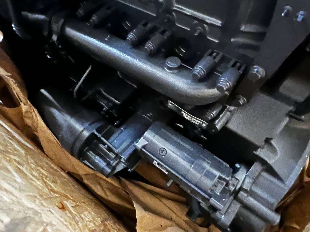 CNH Engine - CNH - F2CFE613G - Motor za Poljoprivredna mašina: slika 4 CNH Engine - CNH - F2CFE613G - Motor za Poljoprivredna mašina: slika 4