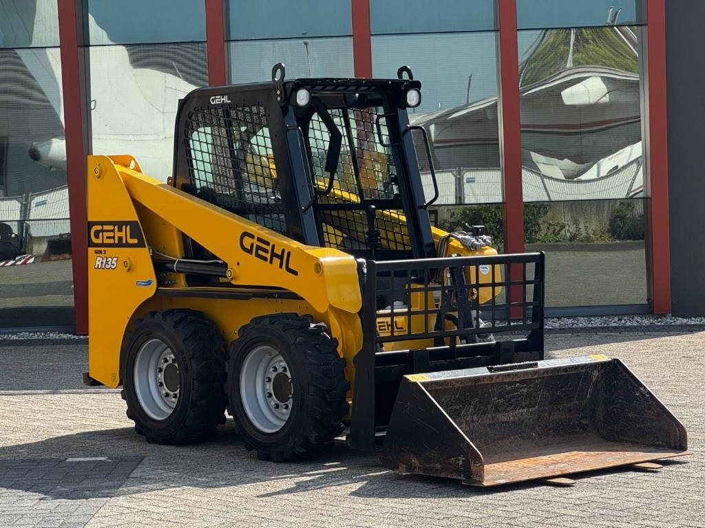 Mini utovarivač Gehl R135 / Manitou 1350R Skid Steer, 2022: slika 29