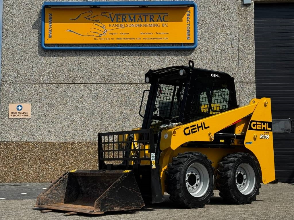 Mini utovarivač Gehl R135 / Manitou 1350R Skid Steer, 2022: slika 26