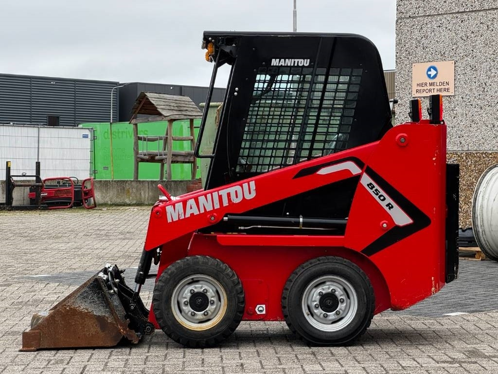 Manitou 850R, 2021, 365 hours! - Mini utovarivač: slika 2 Manitou 850R, 2021, 365 hours! - Mini utovarivač: slika 2
