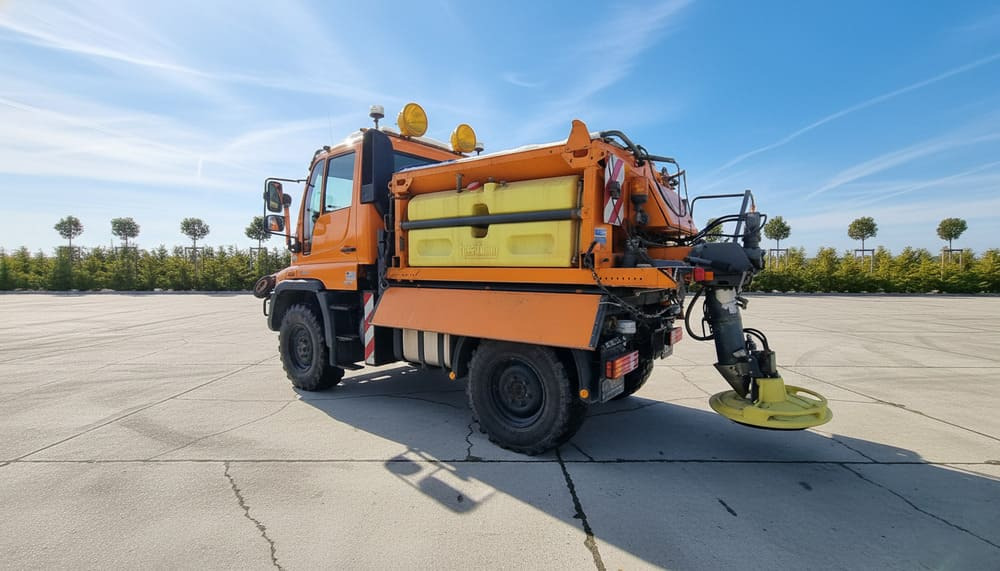 MERCEDES-BENZ Unimog U300 - Korisno/ Posebno vozilo: slika 2 MERCEDES-BENZ Unimog U300 - Korisno/ Posebno vozilo: slika 2