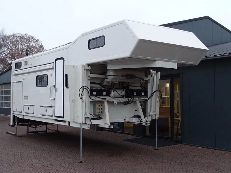 Iveco Eurocargo 12.250 AUT LEER CAM CAMPERUNIT TKM 31000 - Šlep vozilo: slika 5 Iveco Eurocargo 12.250 AUT LEER CAM CAMPERUNIT TKM 31000 - Šlep vozilo: slika 5