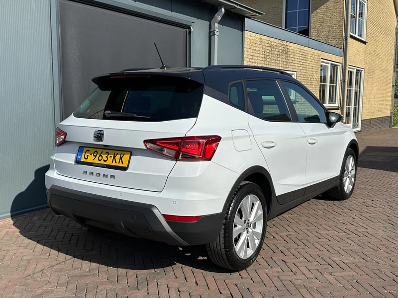 SEAT Arona 1.0 TSI Style Business Intense Dealeronderhouden Cruise Clima Navi Camera Parkeersensoren Lmv - Hečbek: slika 3 SEAT Arona 1.0 TSI Style Business Intense Dealeronderhouden Cruise Clima Navi Camera Parkeersensoren Lmv - Hečbek: slika 3