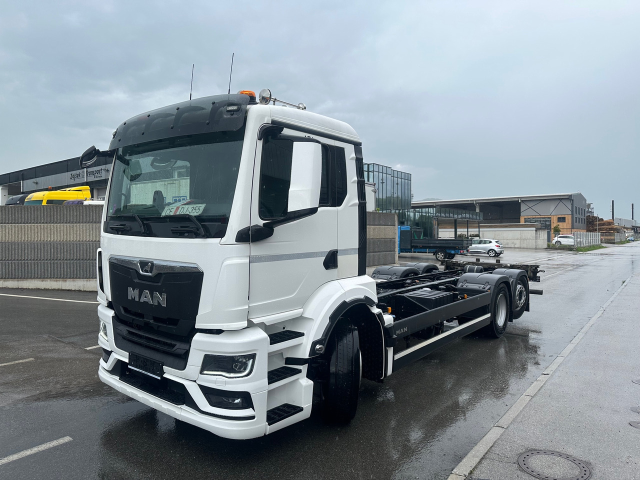 MAN TGS 26.510 6X2-4 LL Klima Intarder - Kamion sa golom šasijom i zatvorenom kabinom: slika 2 MAN TGS 26.510 6X2-4 LL Klima Intarder - Kamion sa golom šasijom i zatvorenom kabinom: slika 2