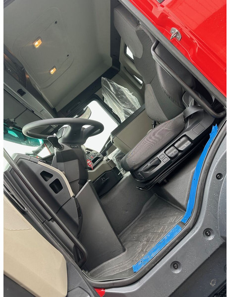 MAN TGS 33.400 6X4 BB CH - Kamion sa golom šasijom i zatvorenom kabinom: slika 5 MAN TGS 33.400 6X4 BB CH - Kamion sa golom šasijom i zatvorenom kabinom: slika 5