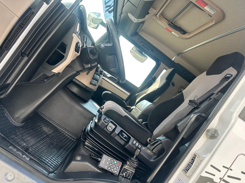 MAN TGS 18.460 Kiphidravlika Intarder - Tegljač: slika 5 MAN TGS 18.460 Kiphidravlika Intarder - Tegljač: slika 5