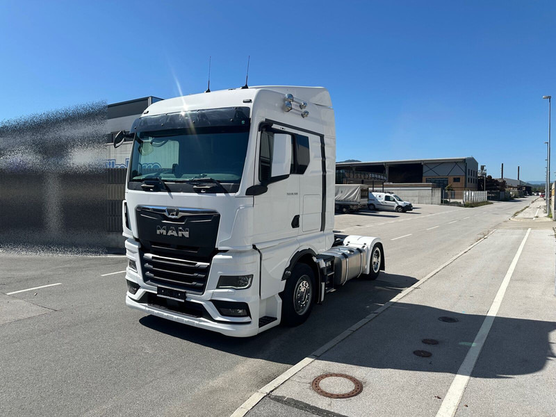 MAN TGX 18.520 LLS-U - Tegljač: slika 2 MAN TGX 18.520 LLS-U - Tegljač: slika 2