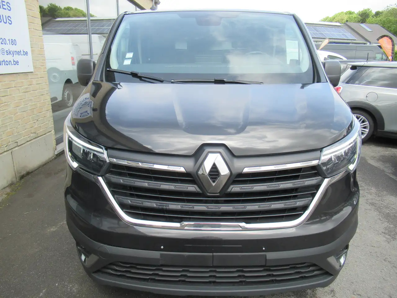 Renault Trafic L1H1 clim, navi cruise 14800€+tva/btw - Furgon: slika 3 Renault Trafic L1H1 clim, navi cruise 14800€+tva/btw - Furgon: slika 3