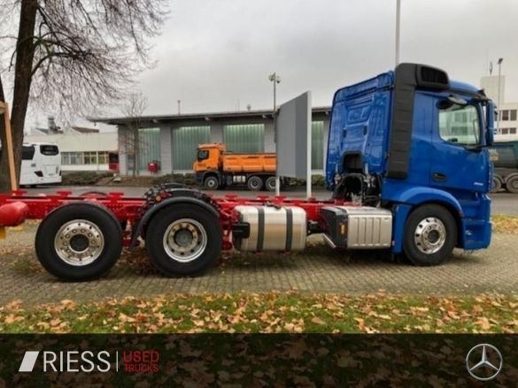 Lizing Mercedes-Benz Actros 2551 L 6x2 ACC AHK AUT DynLicht LM Navi Mercedes-Benz Actros 2551 L 6x2 ACC AHK AUT DynLicht LM Navi: slika 6 Lizing Mercedes-Benz Actros 2551 L 6x2 ACC AHK AUT DynLicht LM Navi Mercedes-Benz Actros 2551 L 6x2 ACC AHK AUT DynLicht LM Navi: slika 6