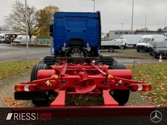 Mercedes-Benz Actros 2551 L 6x2 ACC AHK AUT DynLicht LM Navi - Kamion sa tovarnim sandukom: slika 3 Mercedes-Benz Actros 2551 L 6x2 ACC AHK AUT DynLicht LM Navi - Kamion sa tovarnim sandukom: slika 3