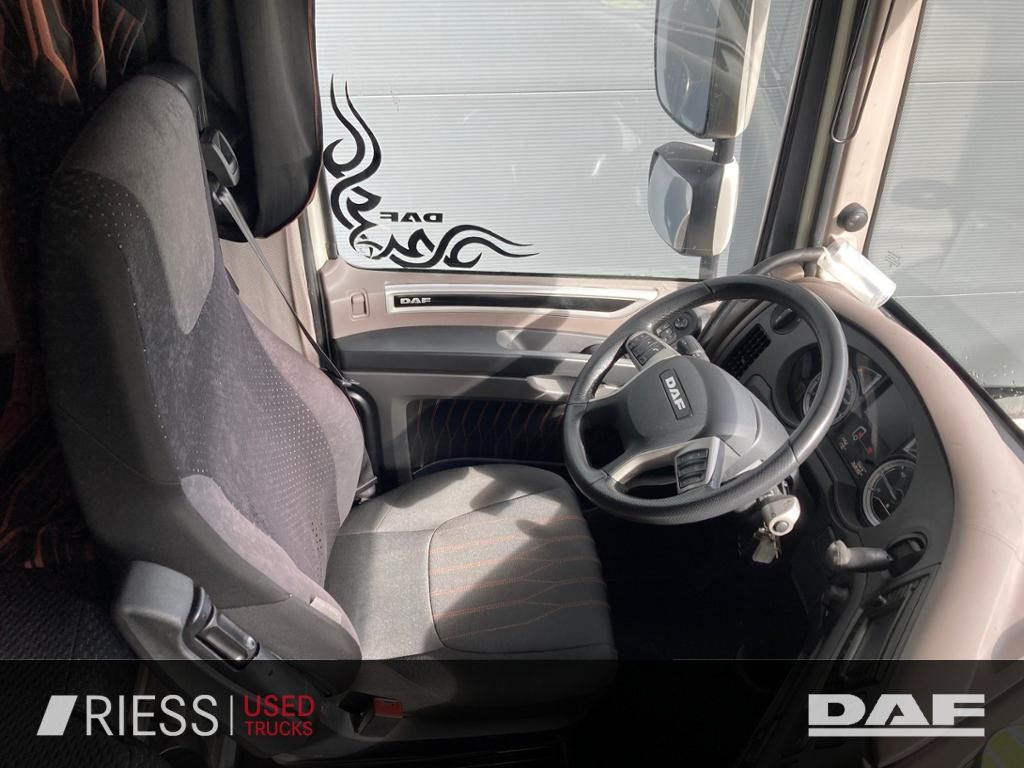 DAF XF 480 FT Super Space Cab Intarder Standklima 2 - Tegljač: slika 4 DAF XF 480 FT Super Space Cab Intarder Standklima 2 - Tegljač: slika 4