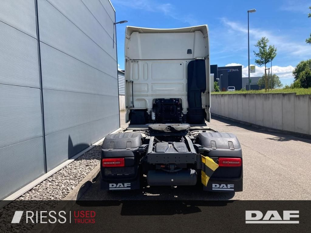 DAF XF 480 FT XF 480 FT SSC Intarder Standklima DAF XF 480 FT SSC Intarder Standklima SpurH LED - Tegljač: slika 3 DAF XF 480 FT XF 480 FT SSC Intarder Standklima DAF XF 480 FT SSC Intarder Standklima SpurH LED - Tegljač: slika 3