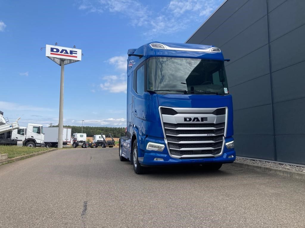 DAF XG 530 FT Alcoa Intarder Standklima Alcoa Kamera - Tegljač: slika 2 DAF XG 530 FT Alcoa Intarder Standklima Alcoa Kamera - Tegljač: slika 2