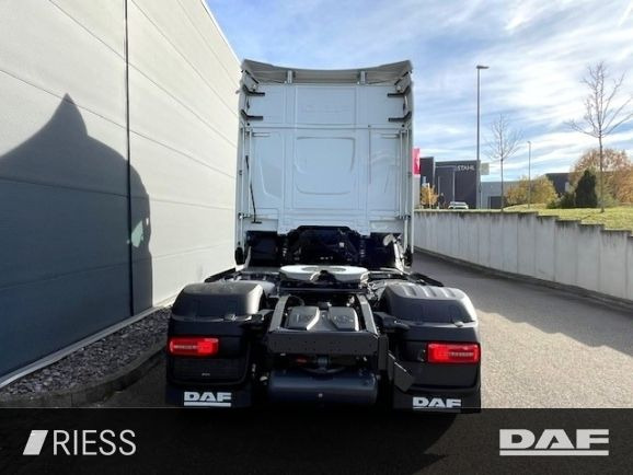 DAF XG 530 FT Alcoa Leder Vollluft Standklima - Tegljač: slika 4 DAF XG 530 FT Alcoa Leder Vollluft Standklima - Tegljač: slika 4